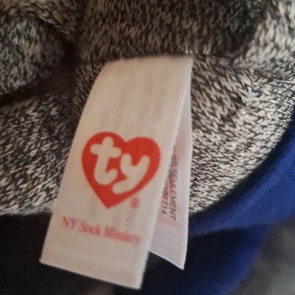 TY Beanie Baby - SOCK MONKEY (New York Shirt) (8.5" Plush) - Picture 5 of 6